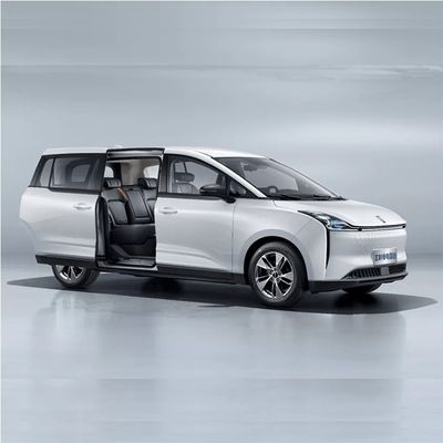 Autos eléctricos usados de alta velocidad de 140 km/h con autonomía máxima de 419 km y par motor de 260 N.m.