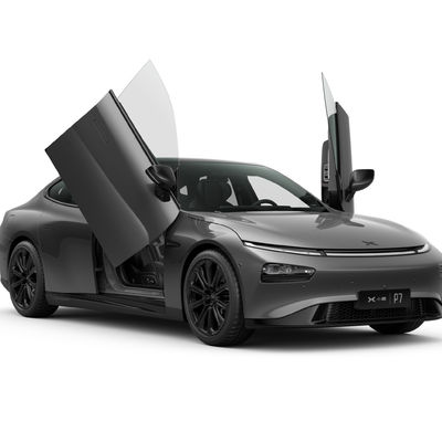 80% de carga rápida Xpeng P7 lujoso coche deportivo eléctrico para adultos carga rápida en 1 hora